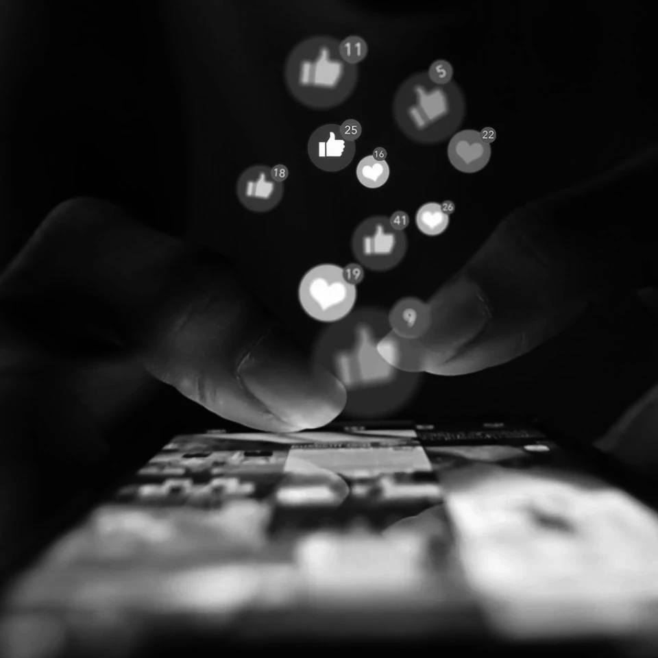 Social media MWM  FocusFillMaxWyIwLjAwIiwiMC4wMCIsOTYwLDk2MF0 ExtRewriteWyJqcGciLCJ3ZWJwIl0